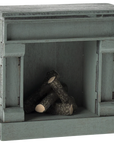 Blue Vintage Fireplace | Mouse