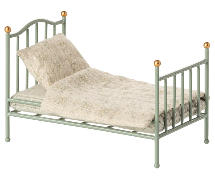 Maileg Vintage Single Bed Mint | Mouse