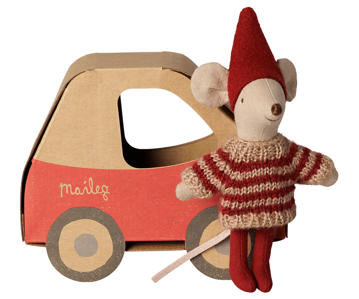 Maileg Little Sister In Car Box | Christmas Mouse