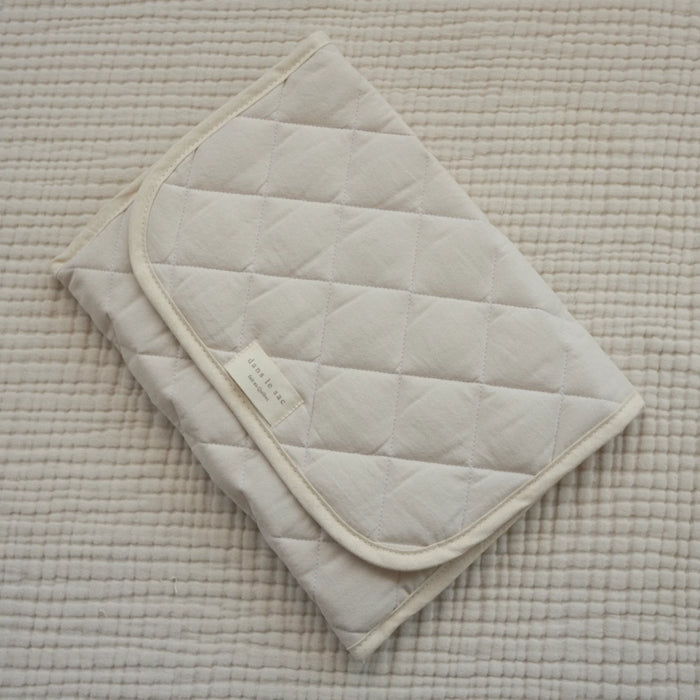 Dans le sac Changing Mat | Cream