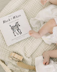 Baby's Black and White Contrast Book: High-Contrast Art for Visual Stimulation at Tummy Time