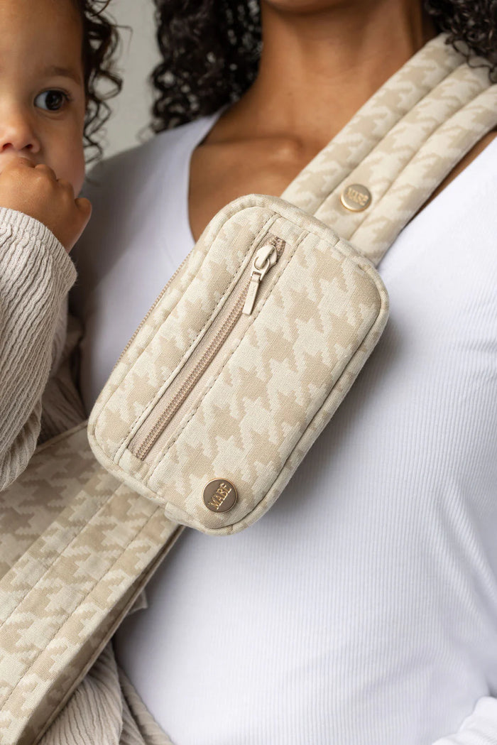 Mabē The Monarch Accessory Bag | Houndstooth