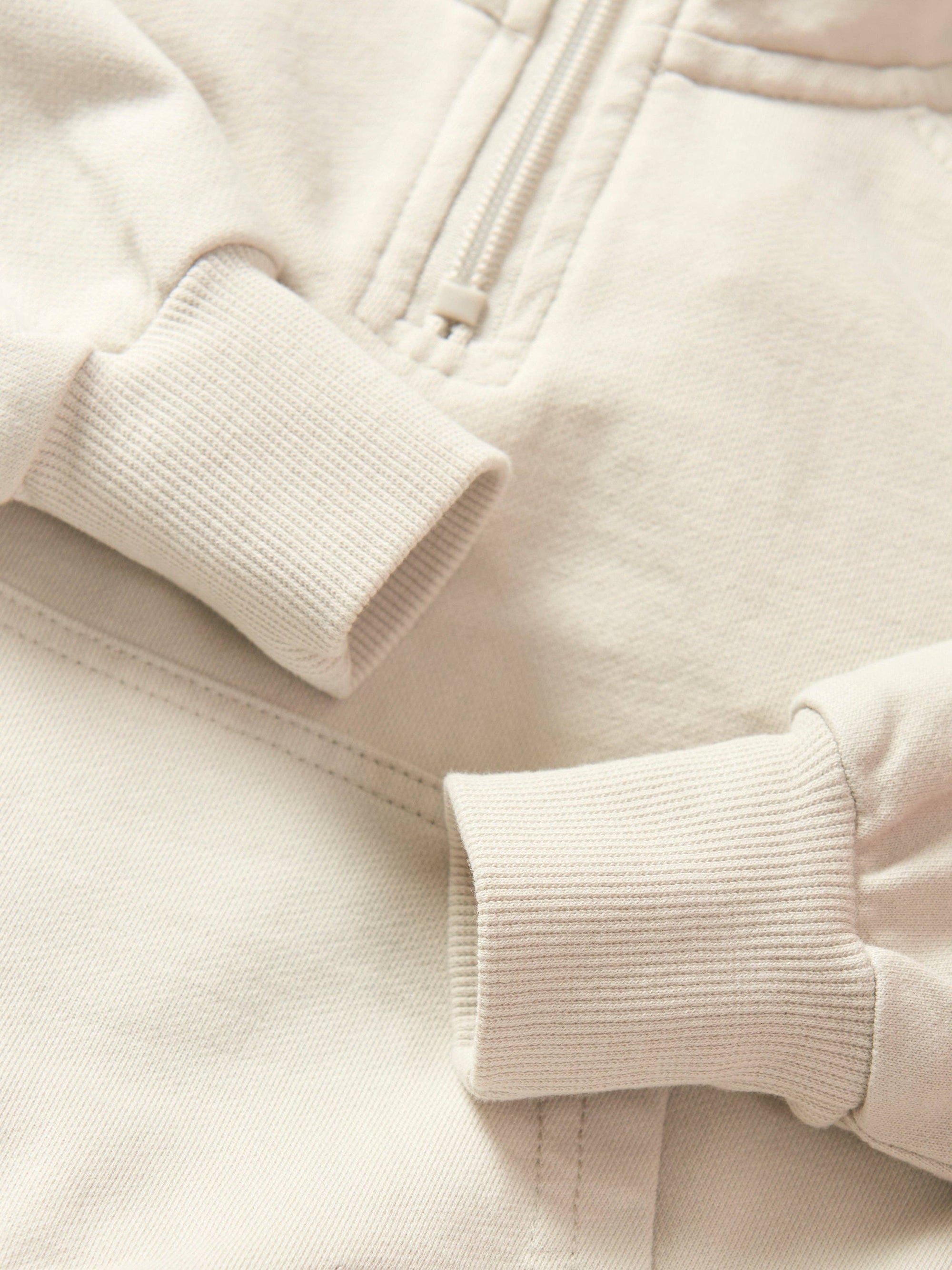 Quarter Zip Pullover