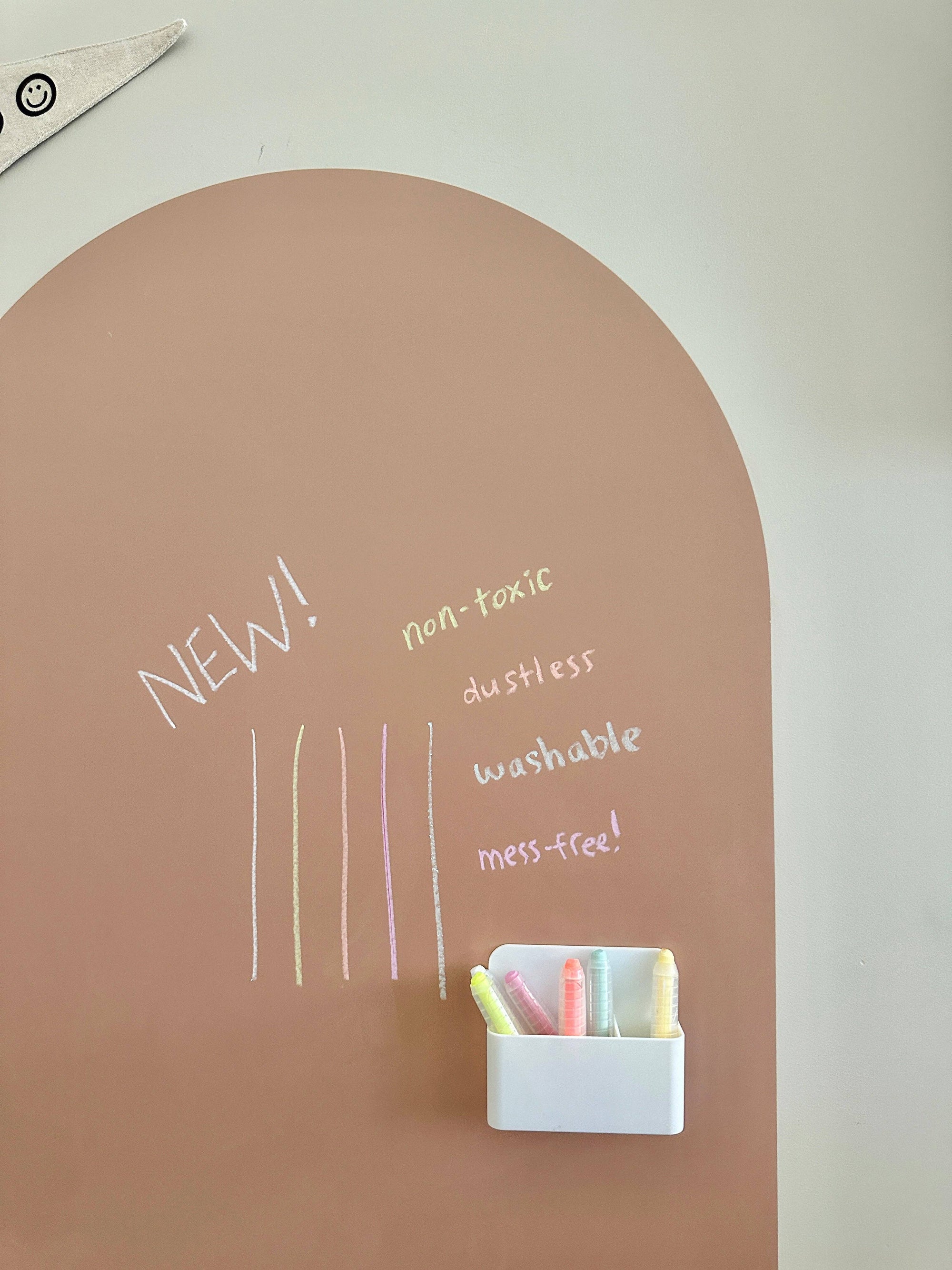 Dustless Chalk Crayons + Magnetic Holder Bundle | White