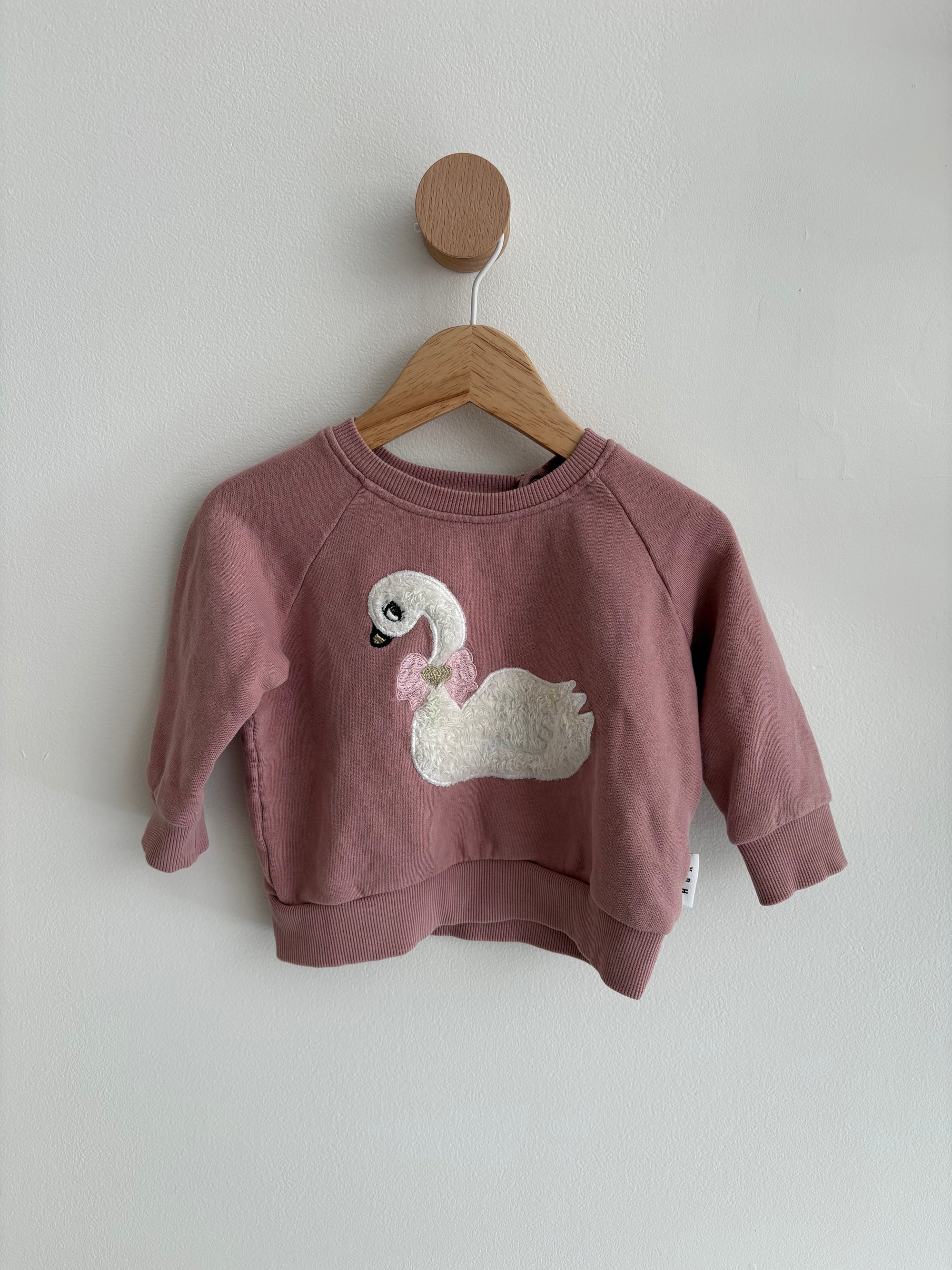 Hux | Pink Sweater with Swan 6-12M