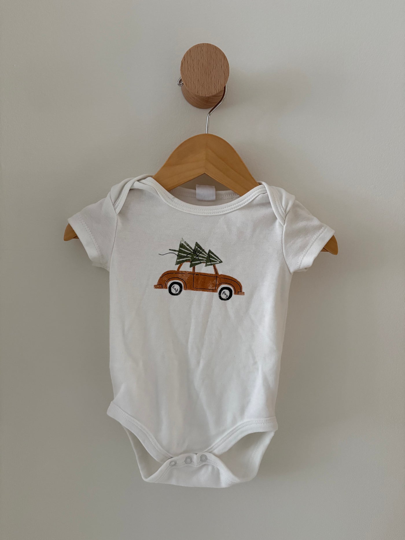 Petit Lem Baby Bodysuit | Car and Christmas Tree 6M