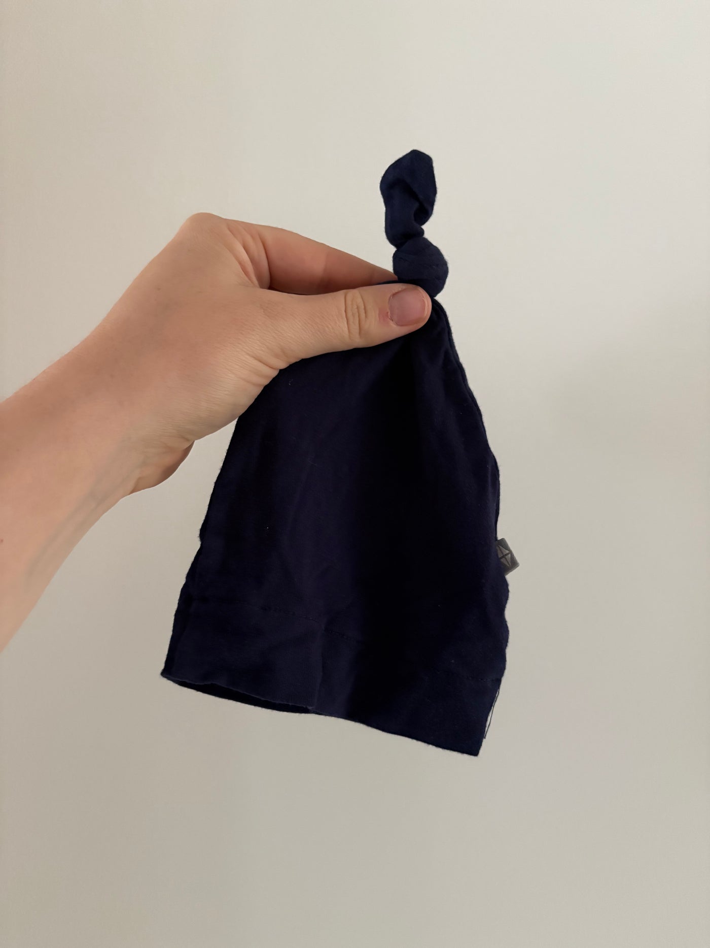Kyte Baby Knotted Cap | Navy Newborn