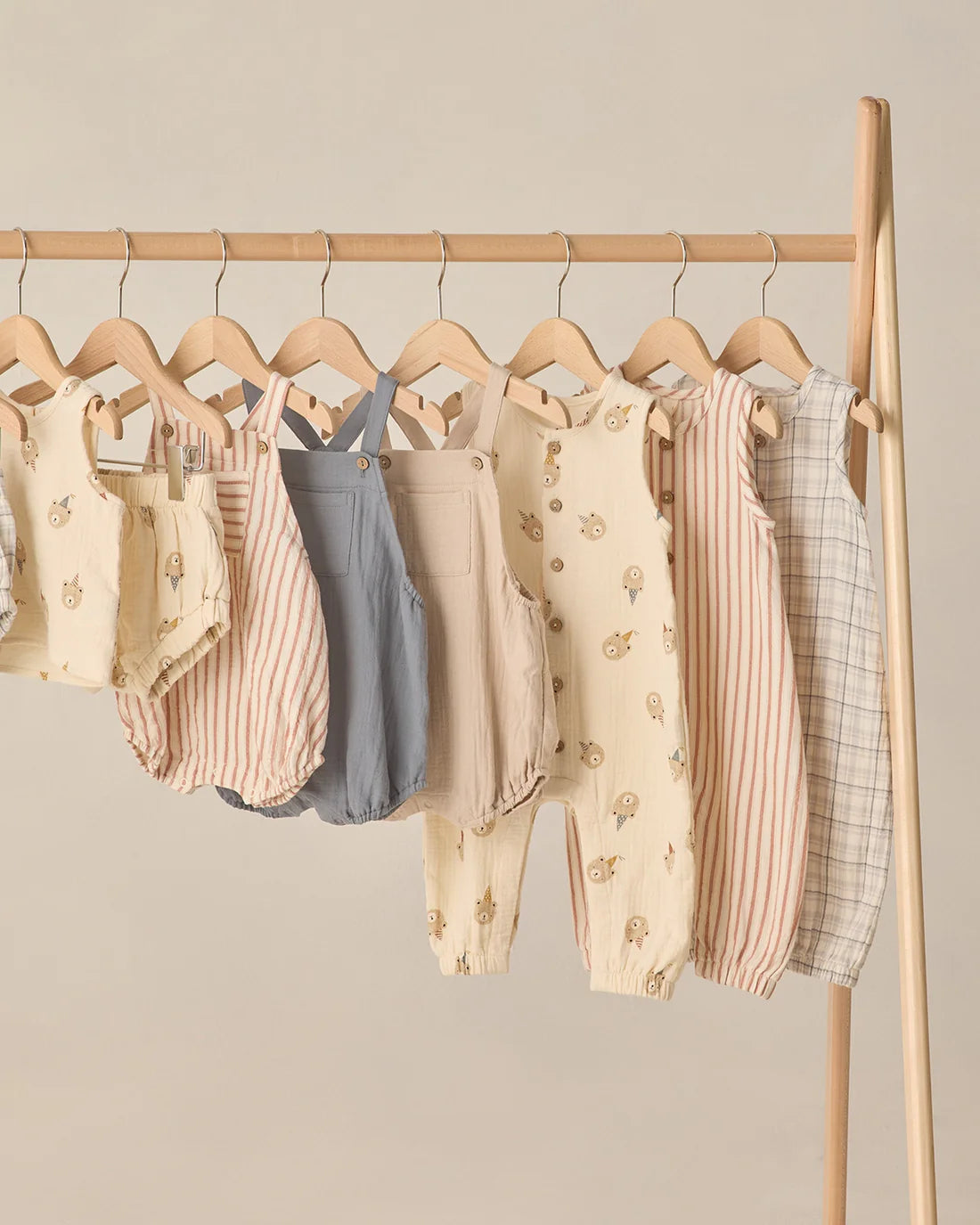 Woven Jumpsuit || Party Bears