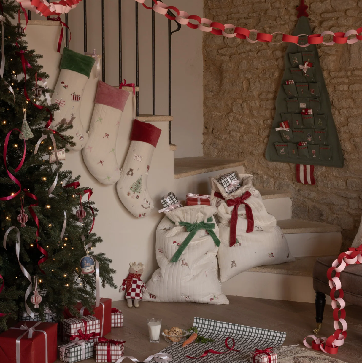 Embroidered Ornament | Snow Globe