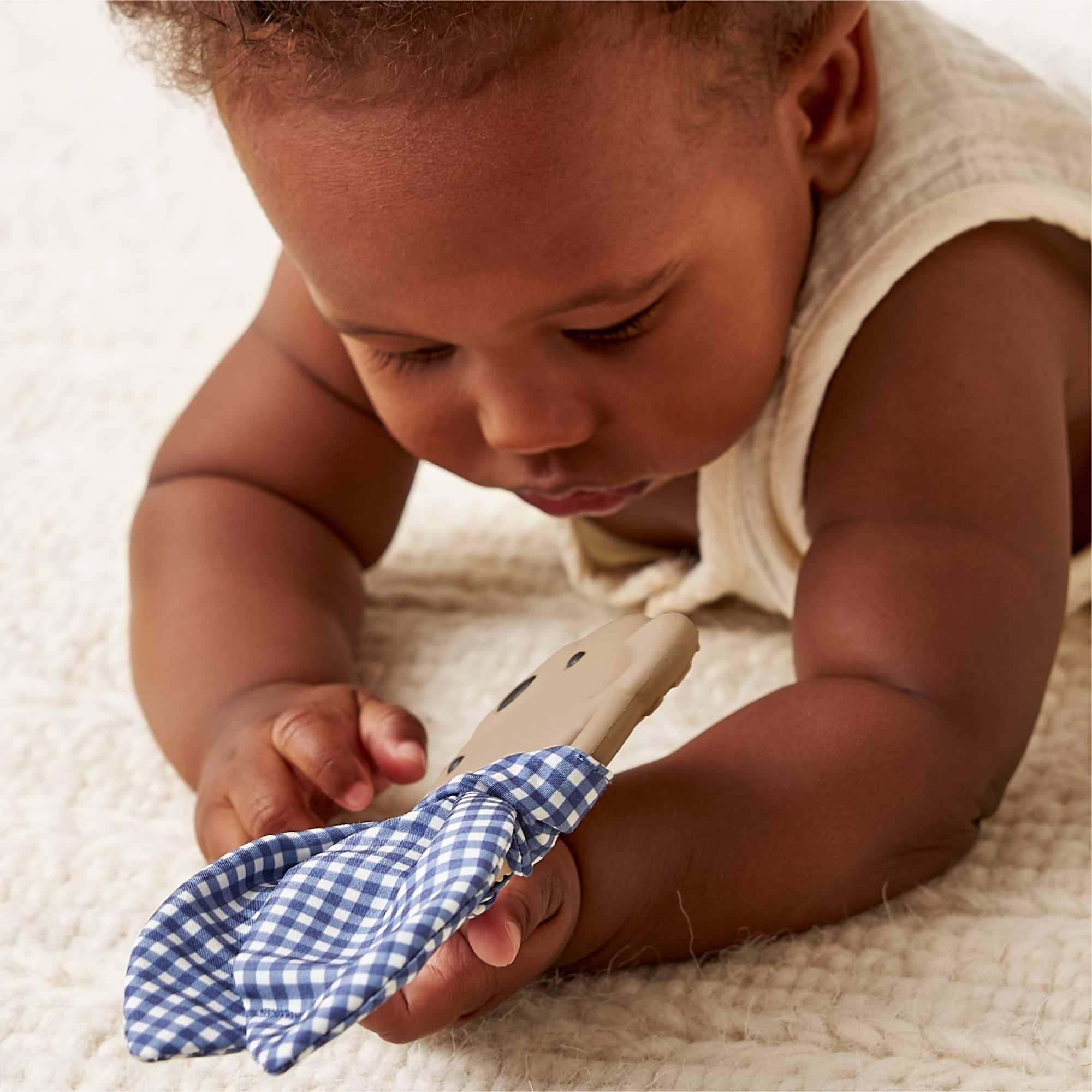 Crinkle Crew | Taupe Bear
