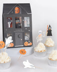 It's Halloween! Cupcake Kit